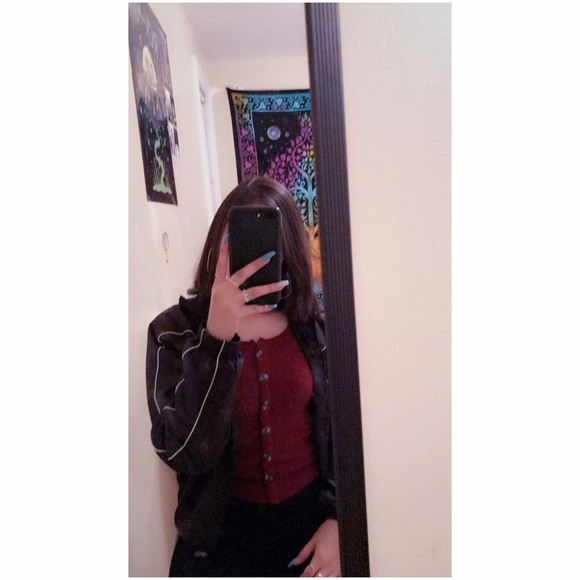 Meet your Posher, Jaici - Picture 1 of 1